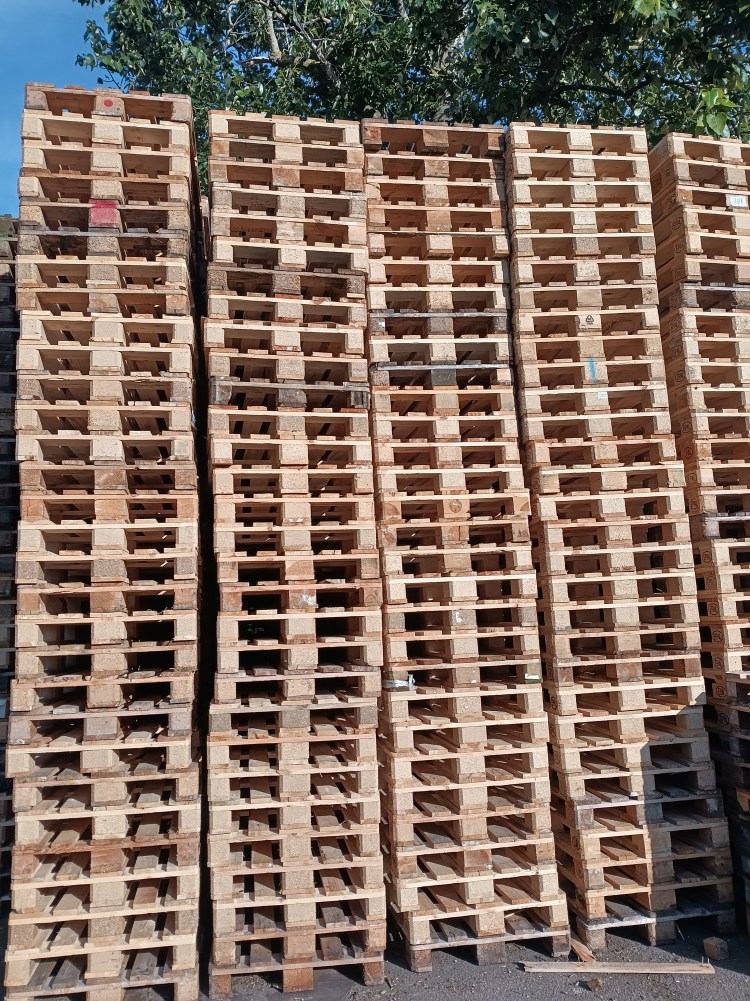 Pallet recovery, pallet supply, pallet supplier and delivery in Kent